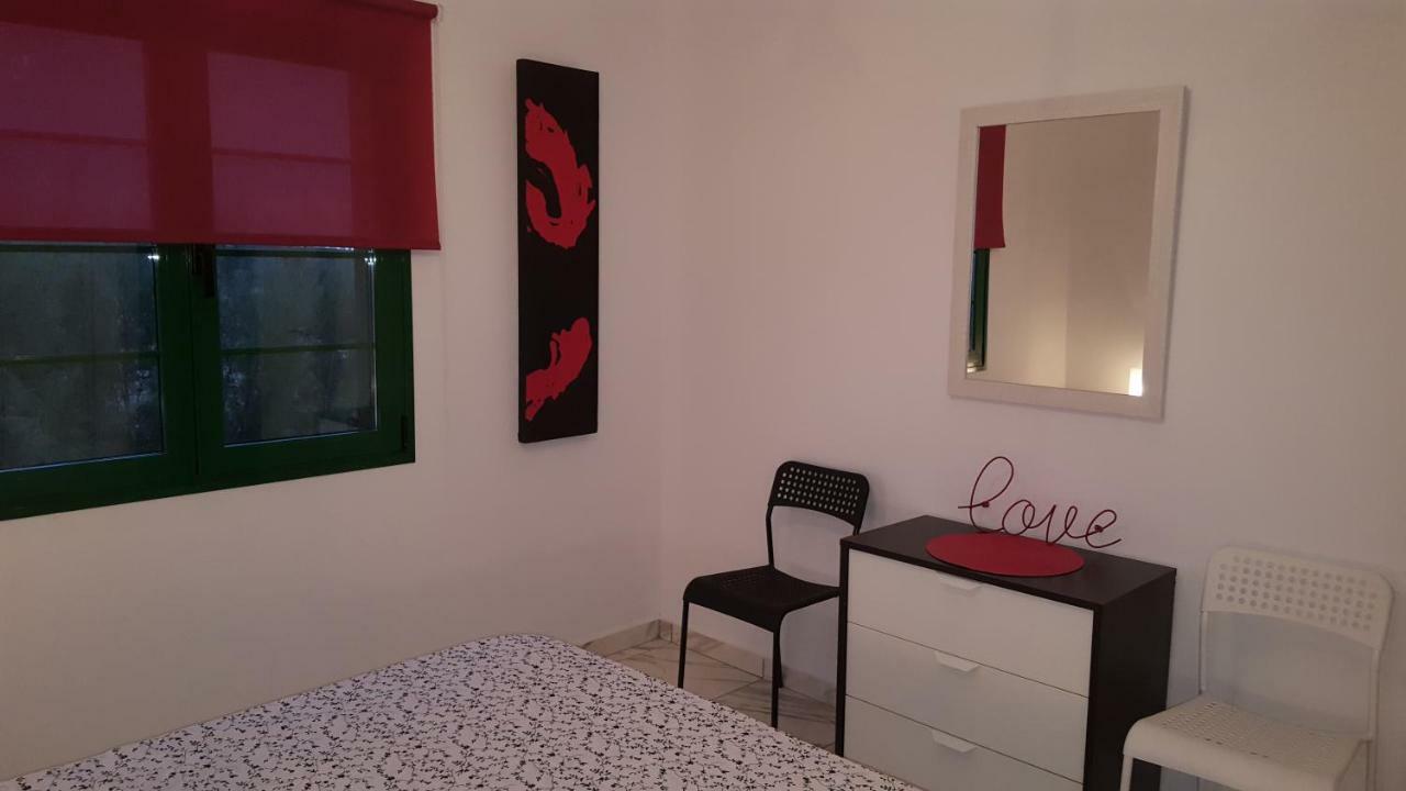 Appartamento Puerta Del Sol La Rossa Caleta De Fuste Esterno foto